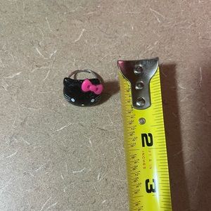Hello Kitty ring
